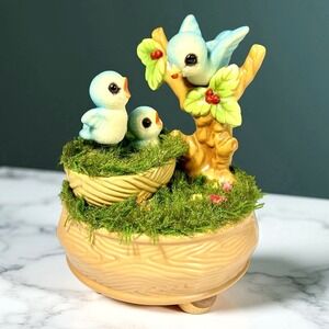 Vintage Josef Originals Flocked‎ Bluebirds Music Box Plays Over The Rainbow HTF